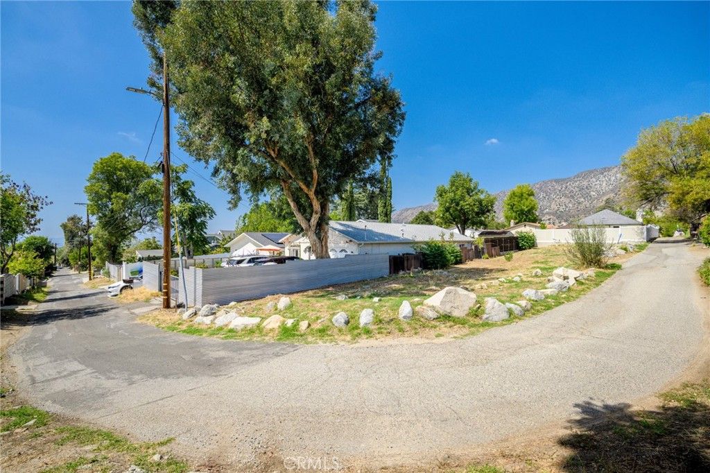 7701 W Forsythe Street, Tujunga, CA 91042 — photo 3