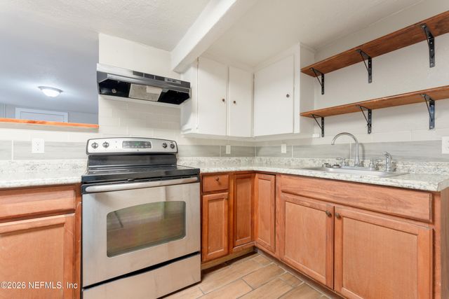 5055 SAN JUAN Avenue, Jacksonville, FL 32210