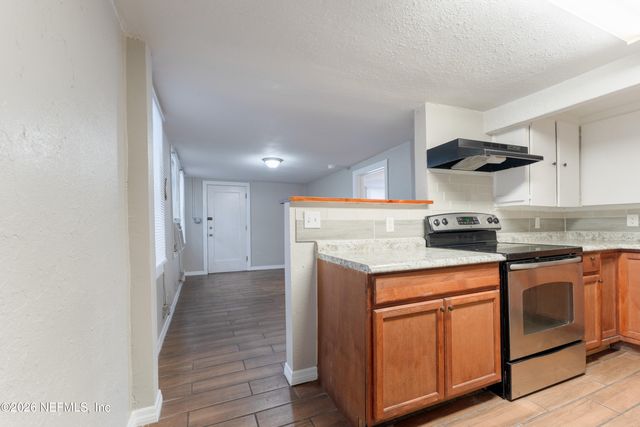 5055 SAN JUAN Avenue, Jacksonville, FL 32210