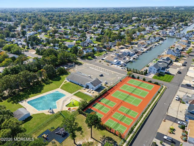 1926 Shore Boulevard, Toms River, NJ 08753