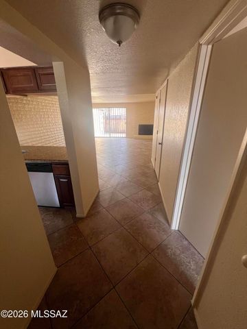 1307 S Copias Way, Tucson, AZ 85713