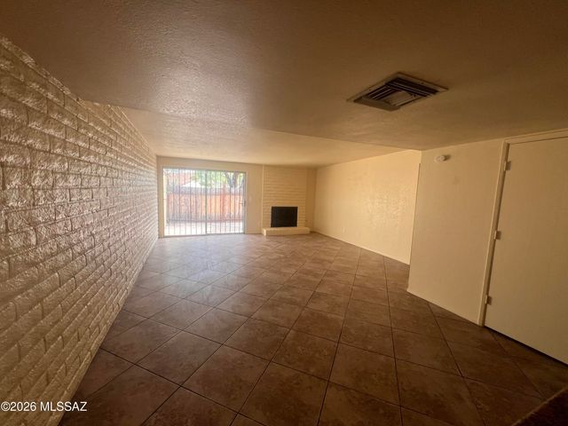 1307 S Copias Way, Tucson, AZ 85713