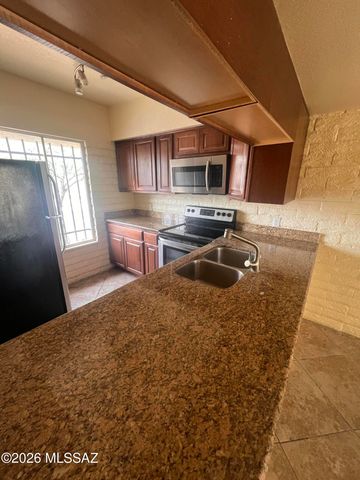 1307 S Copias Way, Tucson, AZ 85713