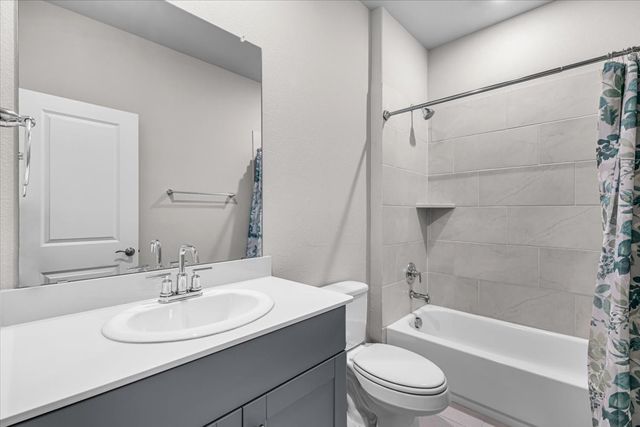 5665 Castle Peak Bend, Fort Worth, TX 76126