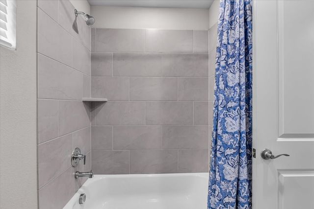 5665 Castle Peak Bend, Fort Worth, TX 76126