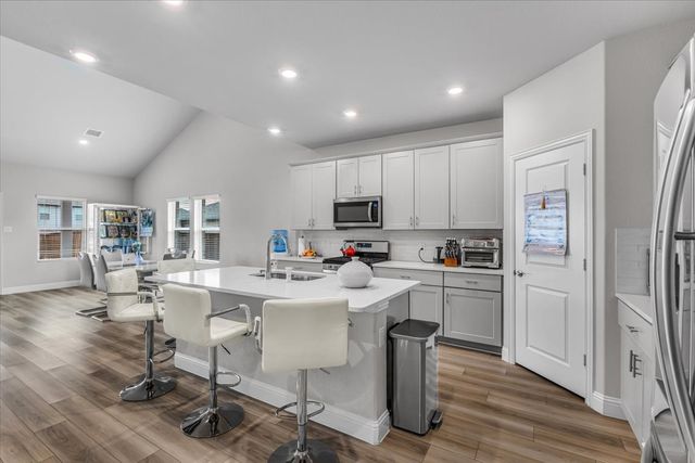 5665 Castle Peak Bend, Fort Worth, TX 76126