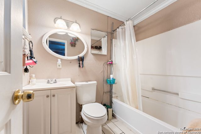 22620 LITTLE WALNUT DR, San Antonio, TX 78264