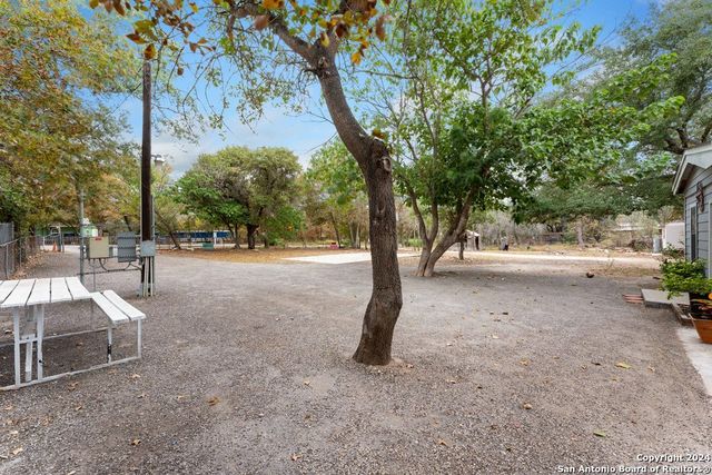 22620 LITTLE WALNUT DR, San Antonio, TX 78264