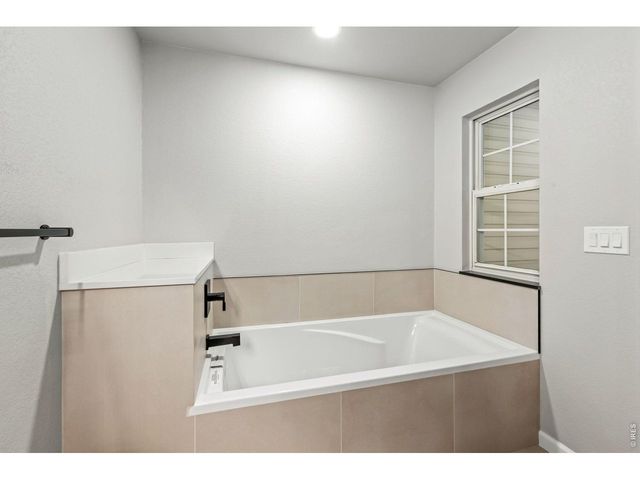 2031 24th St Rd, Greeley, CO 80631