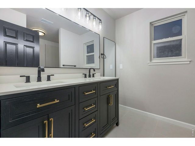 2031 24th St Rd, Greeley, CO 80631