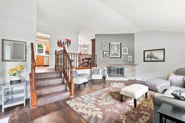 2305 E 32nd Street, Davenport, IA 52807