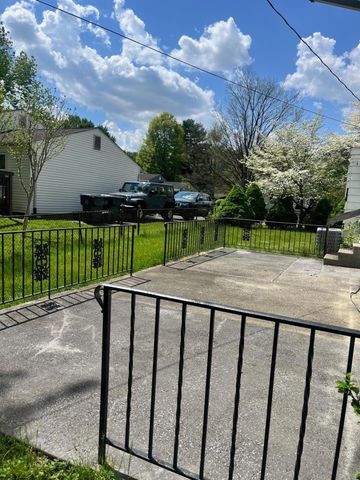 5203 Quincy Drive, Columbus, OH 43232