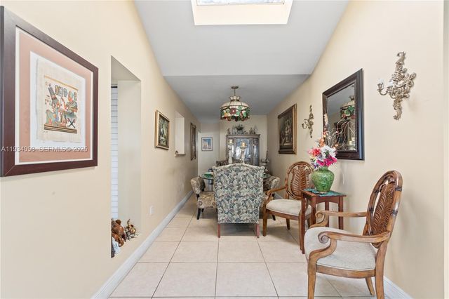 15450 SW 157th Ter, Miami, FL 33187