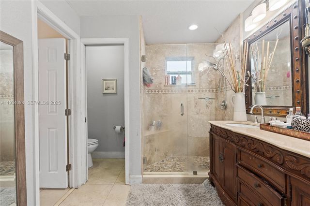 15450 SW 157th Ter, Miami, FL 33187