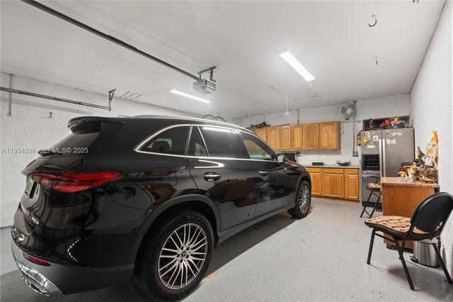 15450 SW 157th Ter, Miami, FL 33187