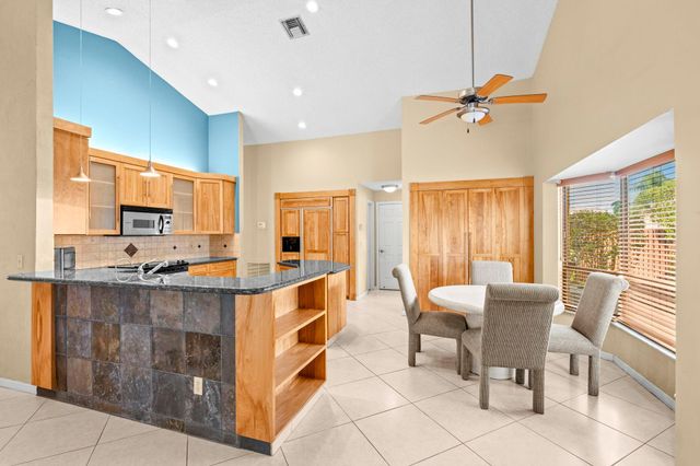 1120 NW 100th Way, Plantation, FL 33322