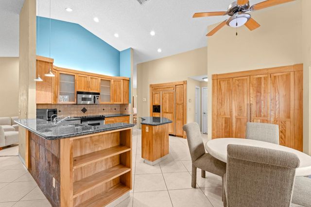 1120 NW 100th Way, Plantation, FL 33322