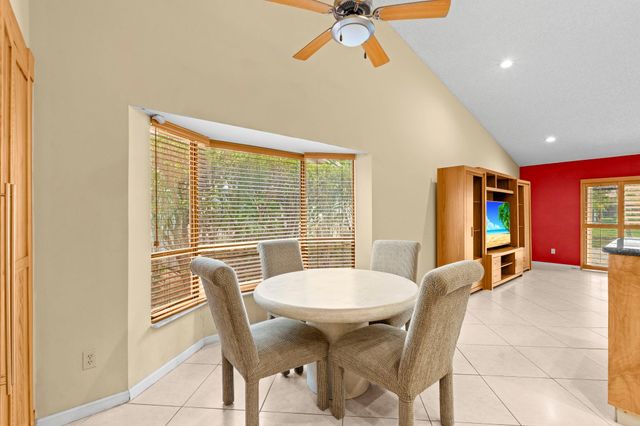 1120 NW 100th Way, Plantation, FL 33322