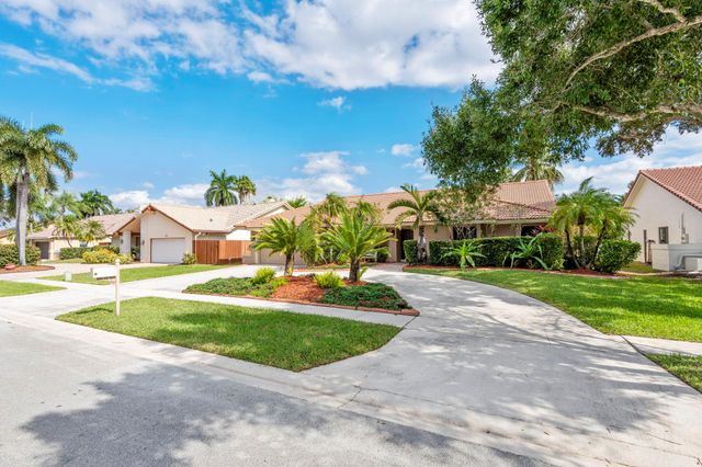 1120 NW 100th Way, Plantation, FL 33322