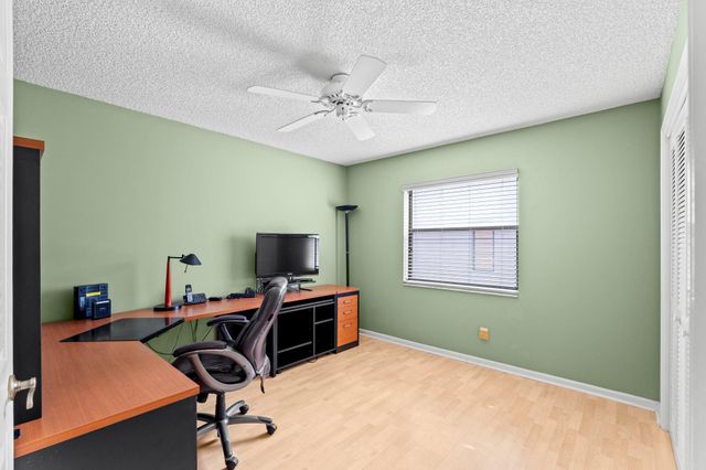 1120 NW 100th Way, Plantation, FL 33322