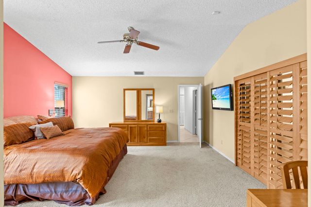 1120 NW 100th Way, Plantation, FL 33322