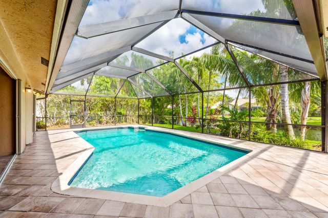 1120 NW 100th Way, Plantation, FL 33322