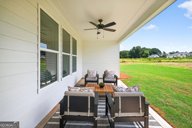 37 Cherokee Court, Good Hope, GA 30641