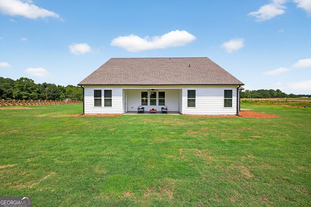 37 Cherokee Court, Good Hope, GA 30641