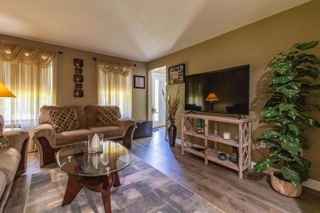178 Annand Drive, Milford, NH 03055