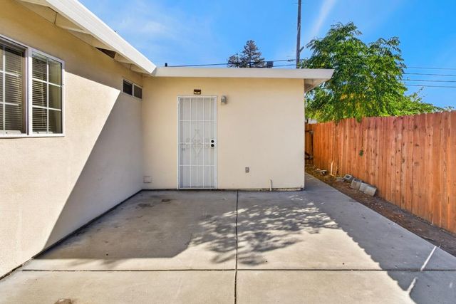 6621 7th Street, Rio Linda, CA 95673