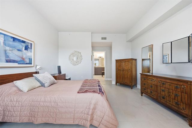 100 S EOLA DRIVE 605, Orlando, FL 32801