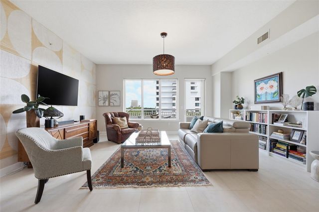 100 S EOLA DRIVE 605, Orlando, FL 32801