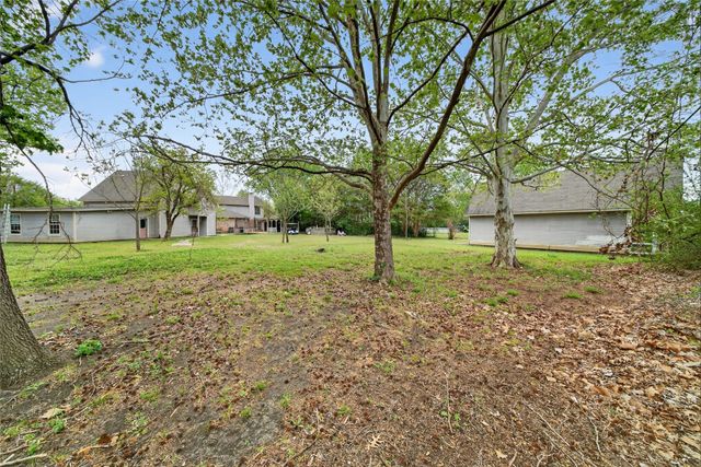 125 Sunrise Court, Palmer, TX 75152