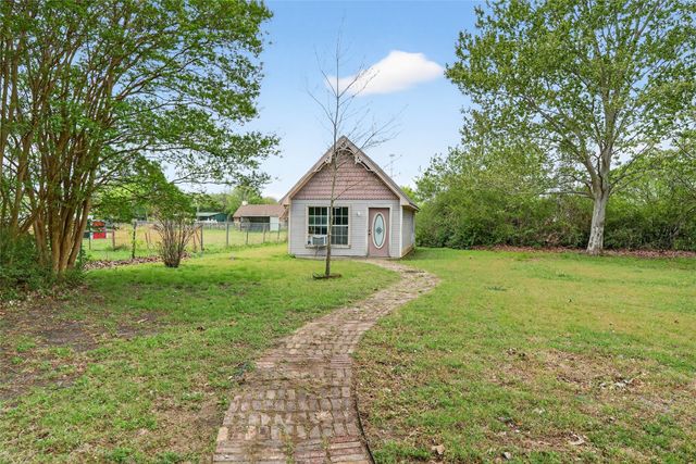 125 Sunrise Court, Palmer, TX 75152