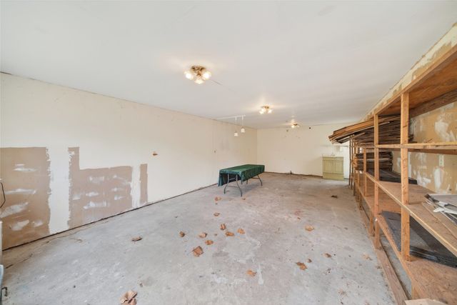 125 Sunrise Court, Palmer, TX 75152