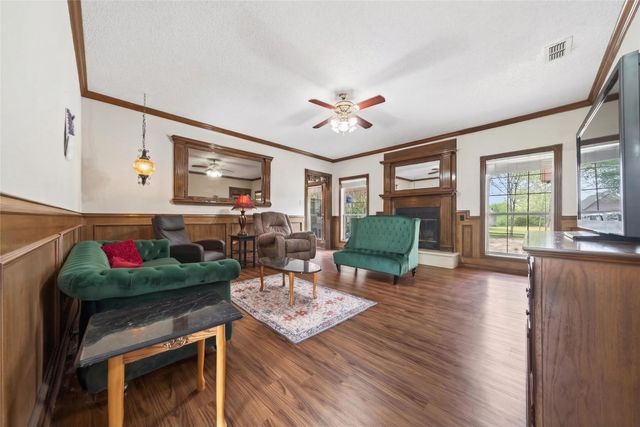 125 Sunrise Court, Palmer, TX 75152