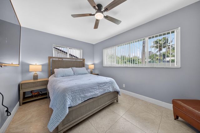 1571 SE 24TH Avenue, Pompano Beach, FL 33062