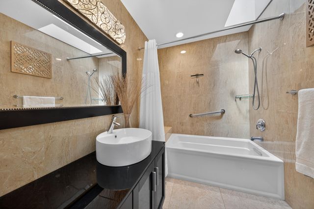 1571 SE 24TH Avenue, Pompano Beach, FL 33062