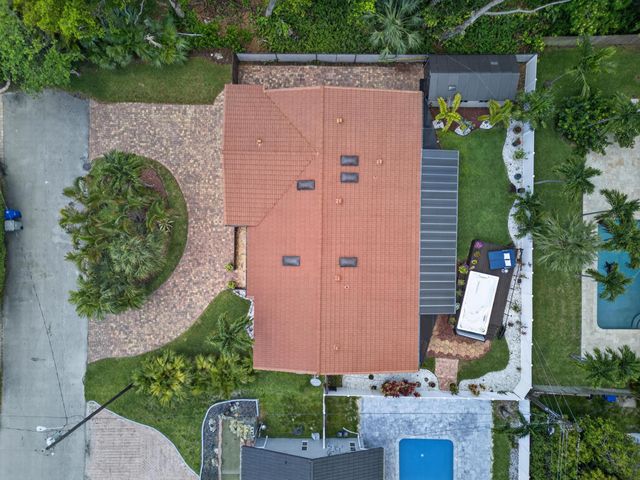 1571 SE 24TH Avenue, Pompano Beach, FL 33062