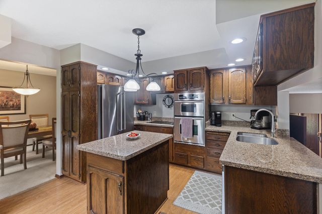 481 Marie Avenue W, West Saint Paul, MN 55118