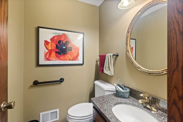 481 Marie Avenue W, West Saint Paul, MN 55118