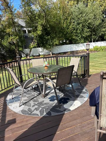 481 Marie Avenue W, West Saint Paul, MN 55118