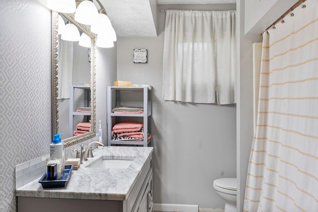 3260 Clark Shaw Road, Powell, OH 43065