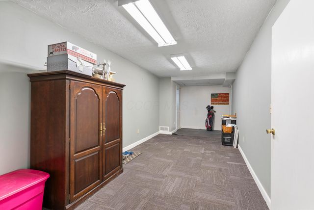 3260 Clark Shaw Road, Powell, OH 43065