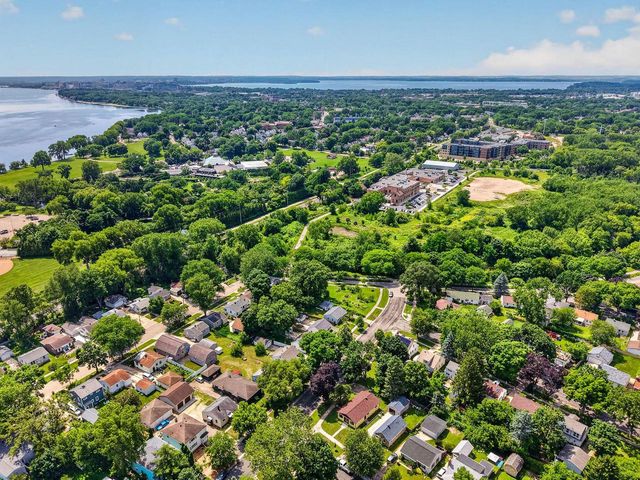 174 Farrell STREET, Madison, WI 53714