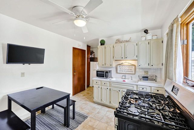 174 Farrell STREET, Madison, WI 53714