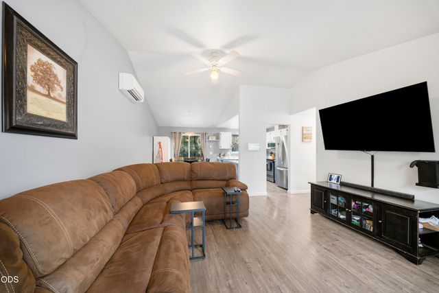 2971 SW Salmon Avenue, Redmond, OR 97756
