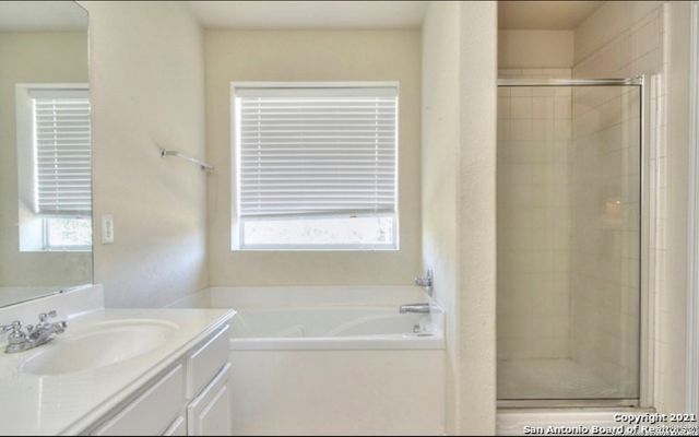 6641 Charles Fld, San Antonio, TX 78238