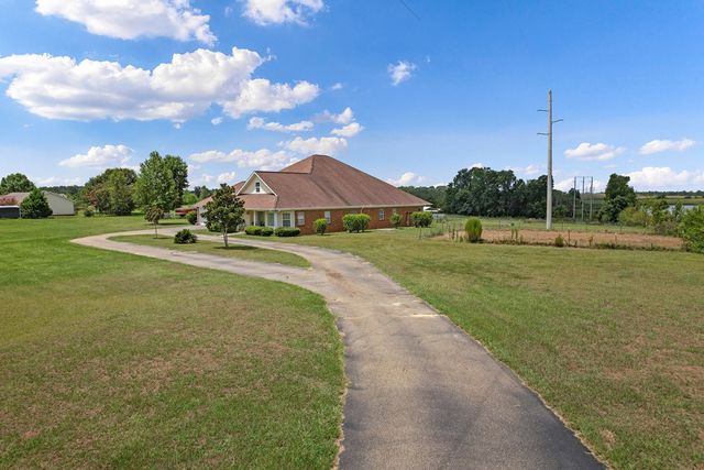 3259 County Road 9, Dothan, AL 36305