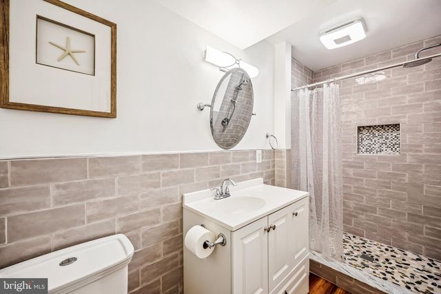 11700 SEVEN LOCKS RD, Potomac, MD 20854